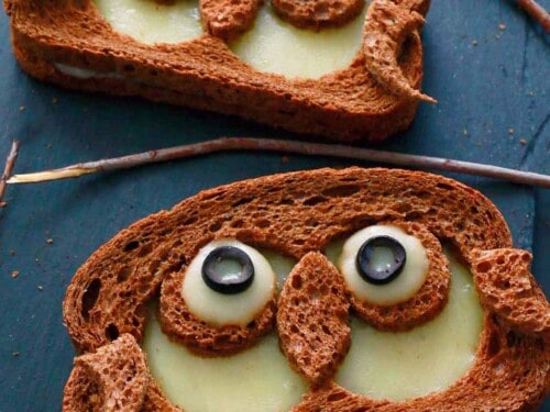 https://www.kitchenathoskins.com/wp-content/uploads/2017/09/halloween-sandwich-23-500x375.jpg