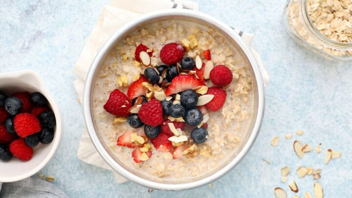 Air fryer Oatmeal { Hands-free} | Kitchen At Hoskins