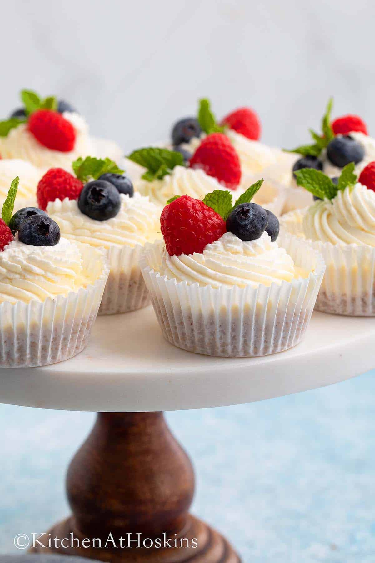 https://www.kitchenathoskins.com/wp-content/uploads/2022/11/no-bake-mini-cheesecake-9.jpg